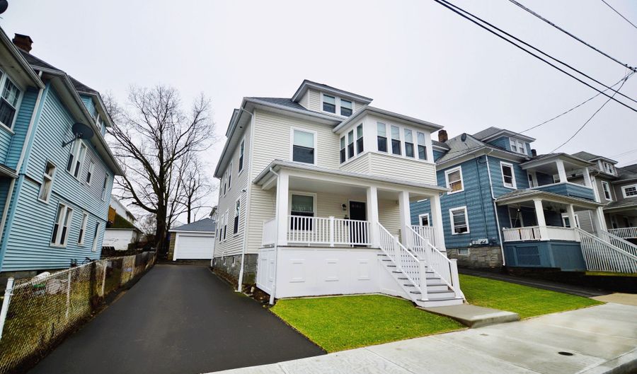 21 Nichols St, Ansonia, CT 06401 - 4 Beds, 2 Bath