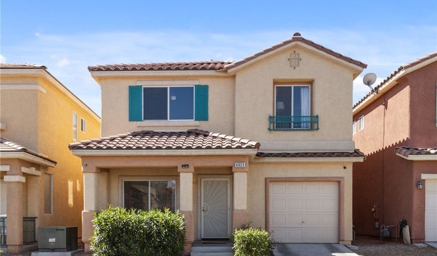 6823 Gold Nugget Dr, Las Vegas, NV 89122 - 4 Beds, 3 Bath