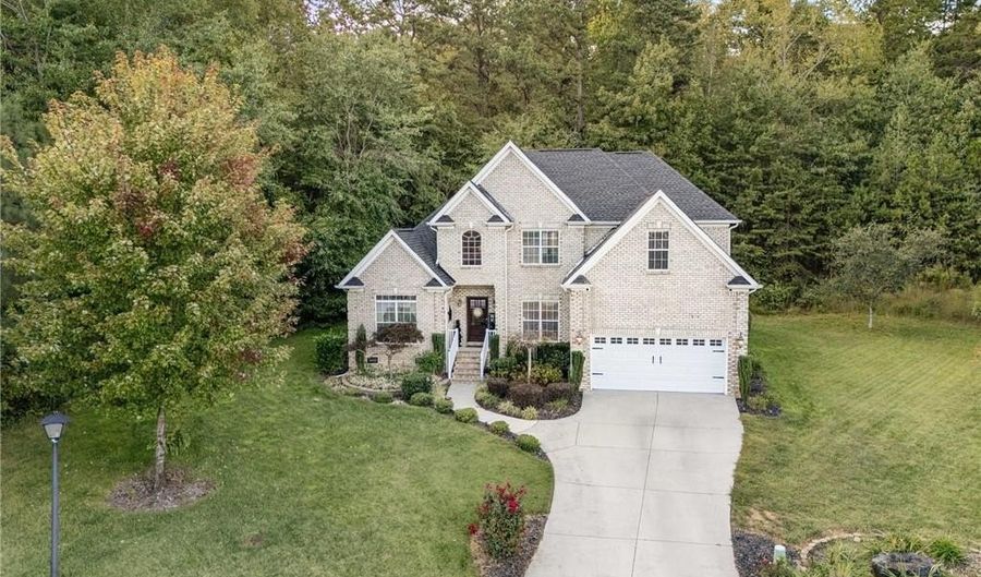 110 Deerfield Pl, Archdale, NC 27263 - 4 Beds, 3 Bath