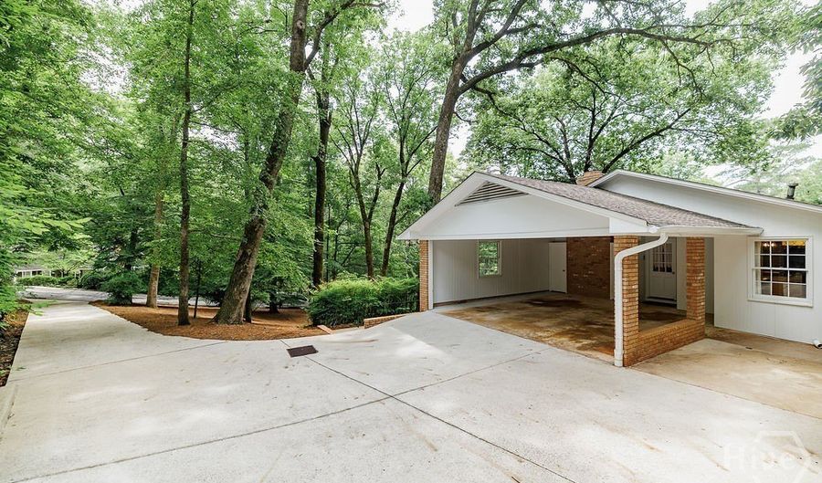 530 Westview Dr, Athens, GA 30606 - 4 Beds, 3 Bath