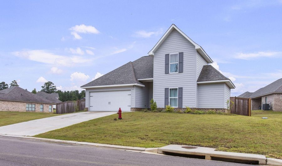 149 Shelby Mae Cir, Brandon, MS 39042 - 3 Beds, 3 Bath