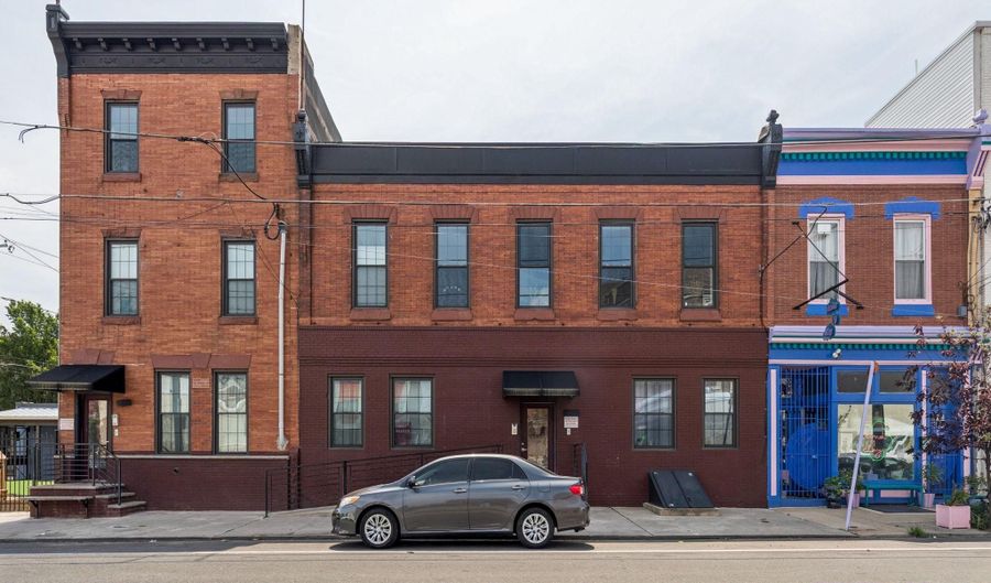 2529 FRANKFORD Ave 3, Philadelphia, PA 19125 - 3 Beds, 2 Bath