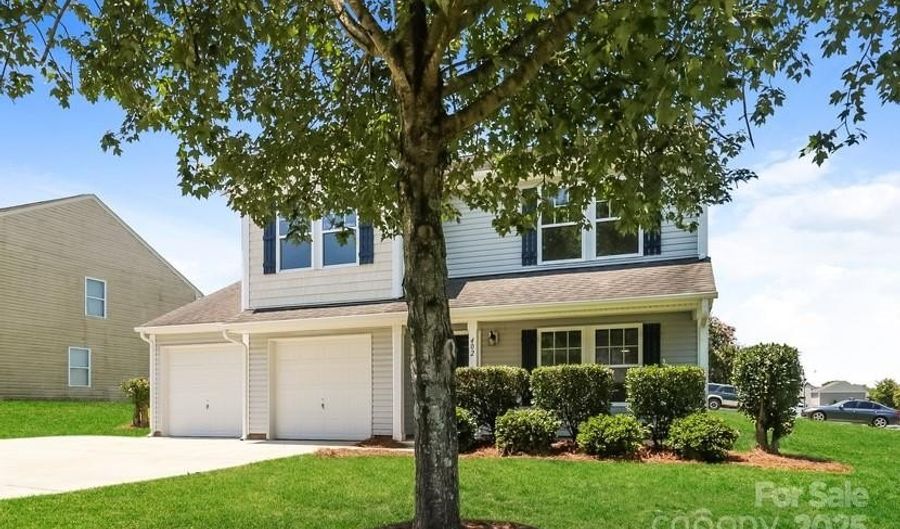 402 Smokehouse Ln, Albemarle, NC 28001 - 3 Beds, 3 Bath