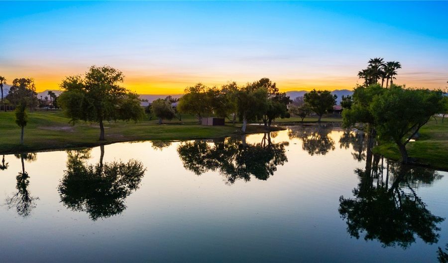 1228 Country Club Cv, Bullhead City, AZ 86442 - 5 Beds, 3 Bath