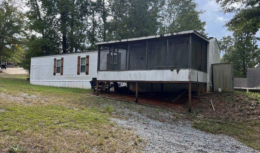 163 N Holiday Dr, Abbeville, AL 36310 - 3 Beds, 1 Bath