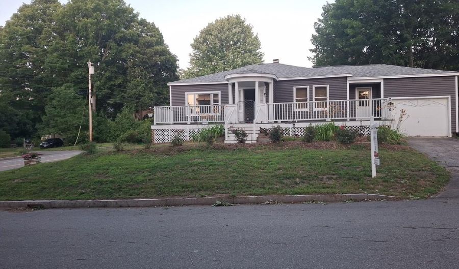 38 Mary Carroll St, Auburn, ME 04210 - 2 Beds, 1 Bath