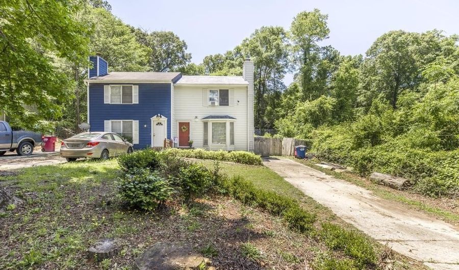 5105 Nisbet, Macon, GA 31206 - 2 Beds, 2 Bath