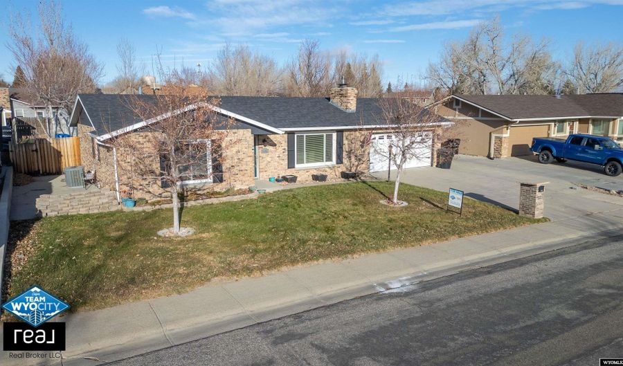 4430 Sunrise, Casper, WY 82604 - 3 Beds, 3 Bath