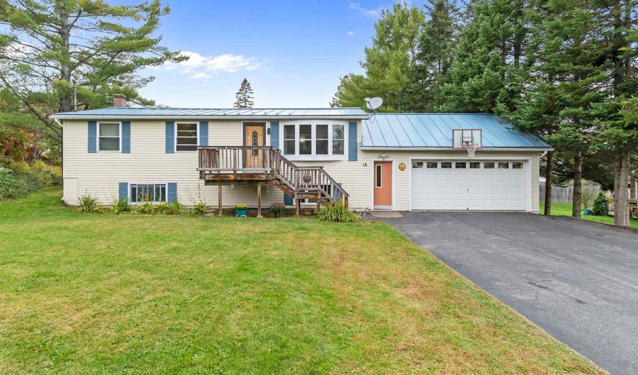 18 Phil St, Barre, VT 05649 - 5 Beds, 2 Bath