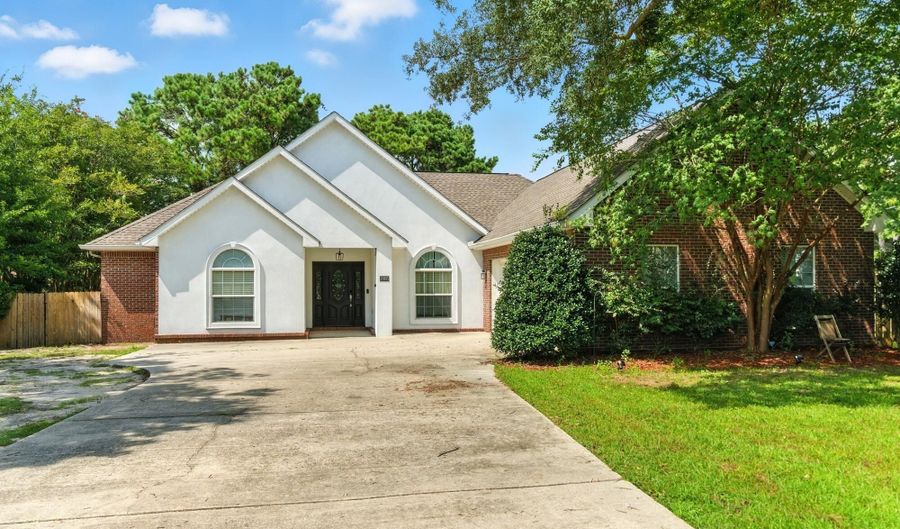 2406 Bonne Terre Blvd, Biloxi, MS 39531 - 3 Beds, 2 Bath