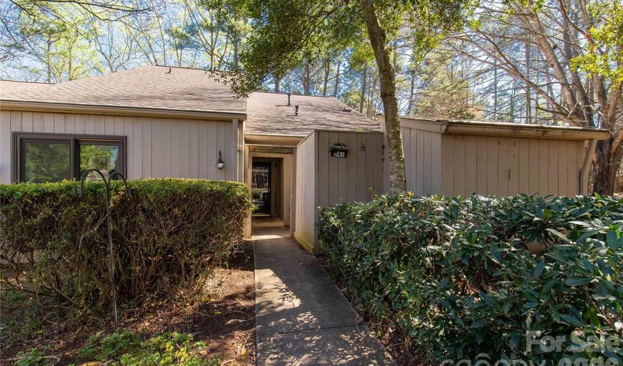 141 Greenridge Rd, Clover, SC 29710 - 2 Beds, 2 Bath