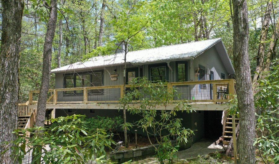 31 Bushwacker Way, Cashiers, NC 28717 - 2 Beds, 2 Bath