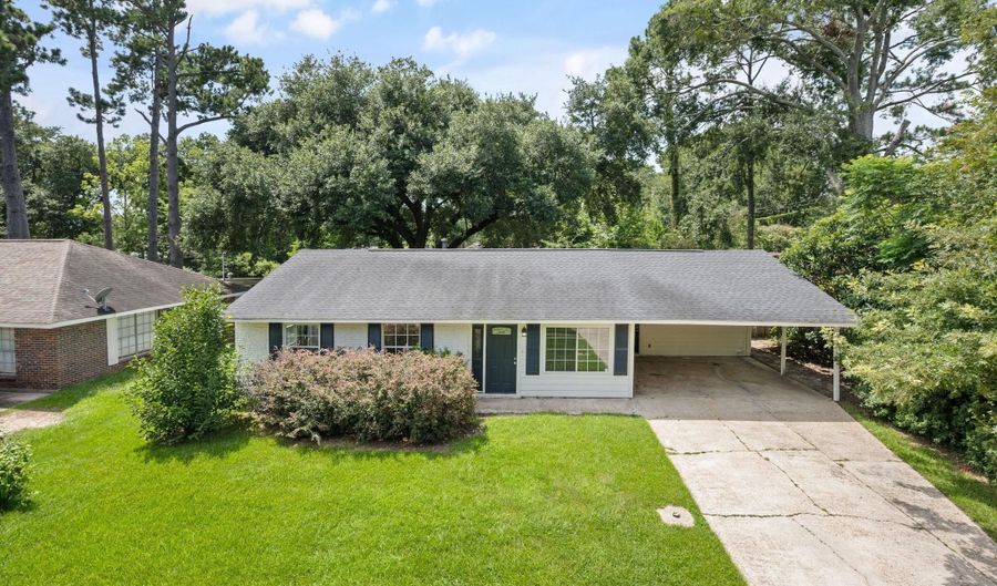 4092 Fleet Dr, Baton Rouge, LA 70809 - 3 Beds, 1 Bath