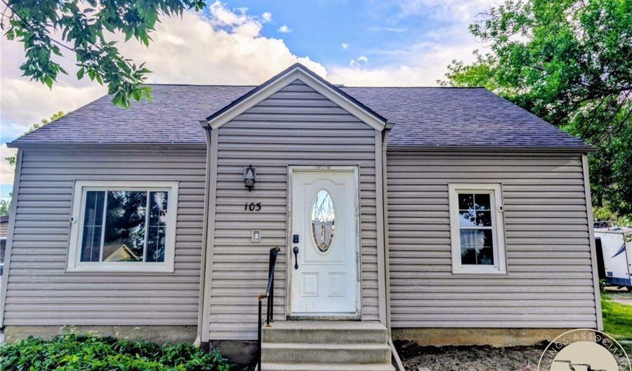 103 S 4th St, Bridger, MT 59014 - 4 Beds, 3 Bath
