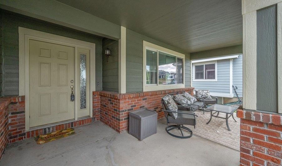 1513 SUNNY Hl, Cheyenne, WY 82001 - 4 Beds, 4 Bath