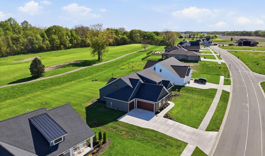 1908 Golfview Dr, Auburn, IN 46706 - 4 Beds, 3 Bath