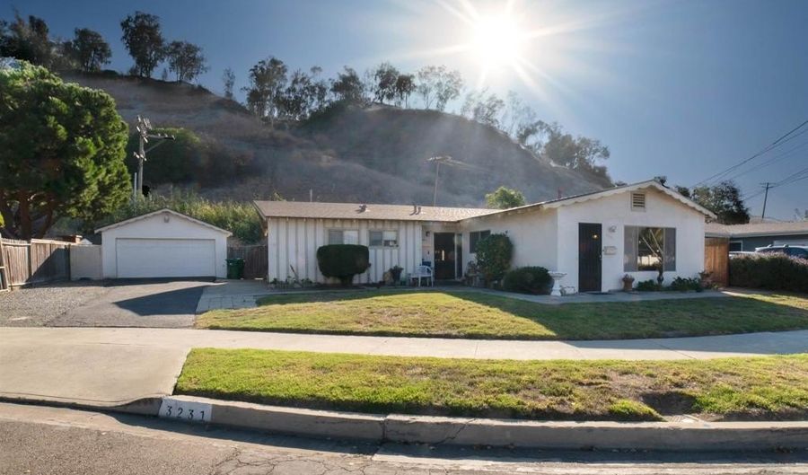 3231 Roberta Ln, Oceanside, CA 92054 - 4 Beds, 2 Bath