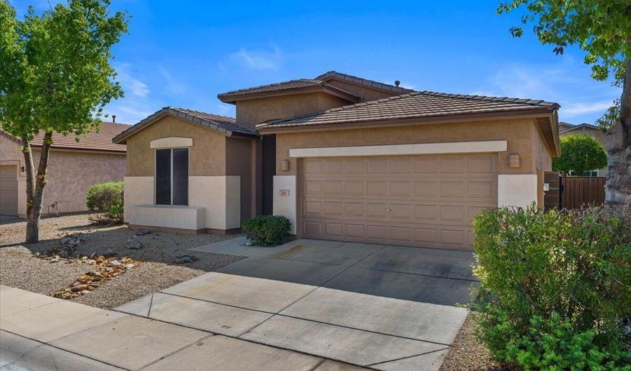381 N BELL Pl, Chandler, AZ 85225 - 3 Beds, 2 Bath