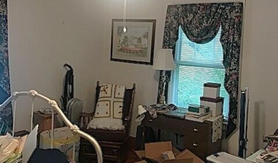 8280 Marlboro Ave, Barnwell, SC 29812 - 3 Beds, 2 Bath