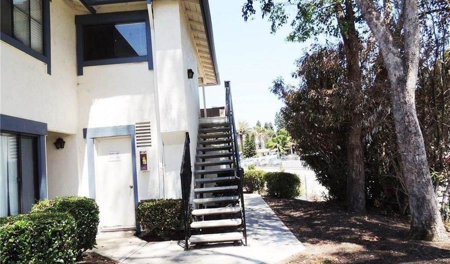 4137 Tiberon Dr, Oceanside, CA 92056 - 3 Beds, 2 Bath