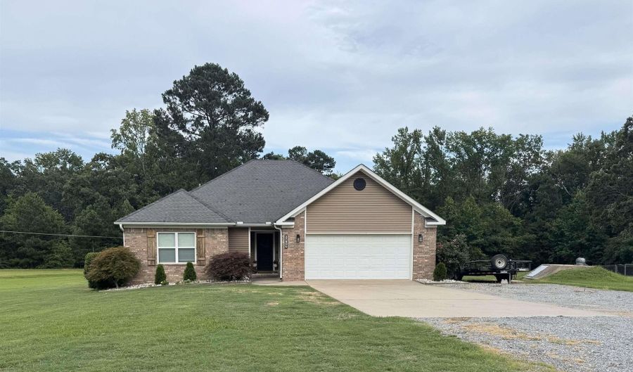 27806 S Sardis Rd, Bauxite, AR 72011 - 3 Beds, 2 Bath