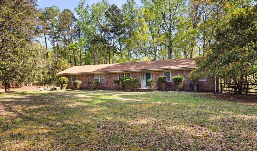 6818 Iron Gate Dr, Bahama, NC 27503 - 3 Beds, 2 Bath