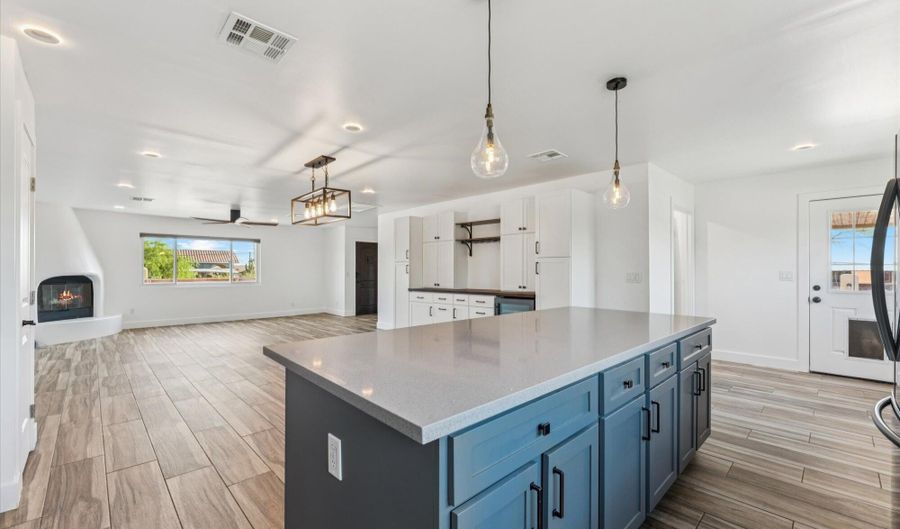 27435 N 45TH St, Cave Creek, AZ 85331 - 3 Beds, 2 Bath