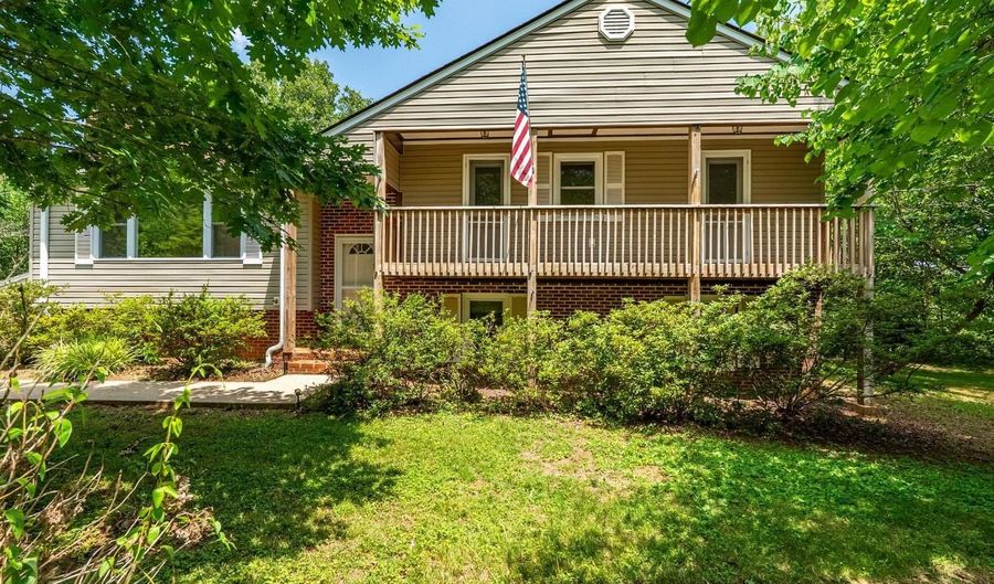 787 Woodlawn Trl, Appomattox, VA 24522 - 3 Beds, 2 Bath