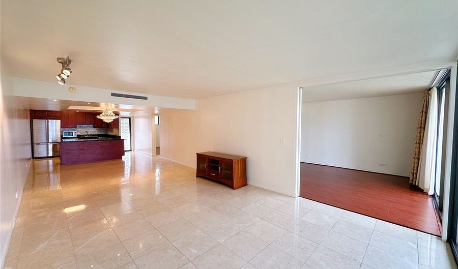 1860 Ala Moana Blvd 1410, Honolulu, HI 96815 - 2 Beds, 2 Bath