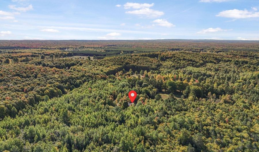 554 Westwood Rd NW, Alden, MI 49612 - 3 Beds, 3 Bath