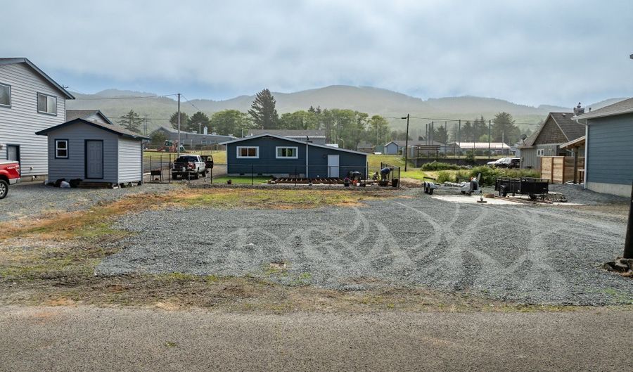 270 N DOLPHIN St, Rockaway Beach, OR 97136 - 0 Beds, 0 Bath