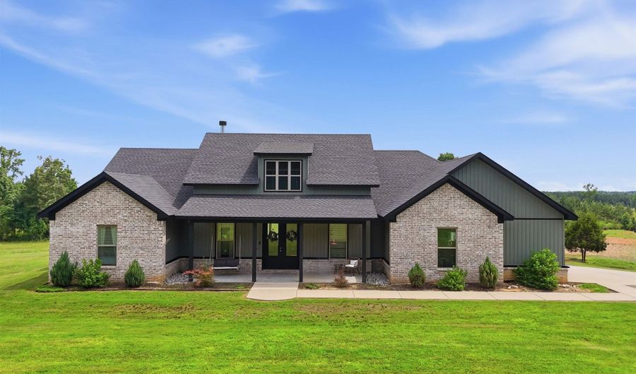 10549 Highway 298, Benton, AR 72019 - 4 Beds, 3 Bath