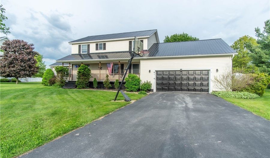 1 Carol Dr, Adams, NY 13605 - 4 Beds, 3 Bath
