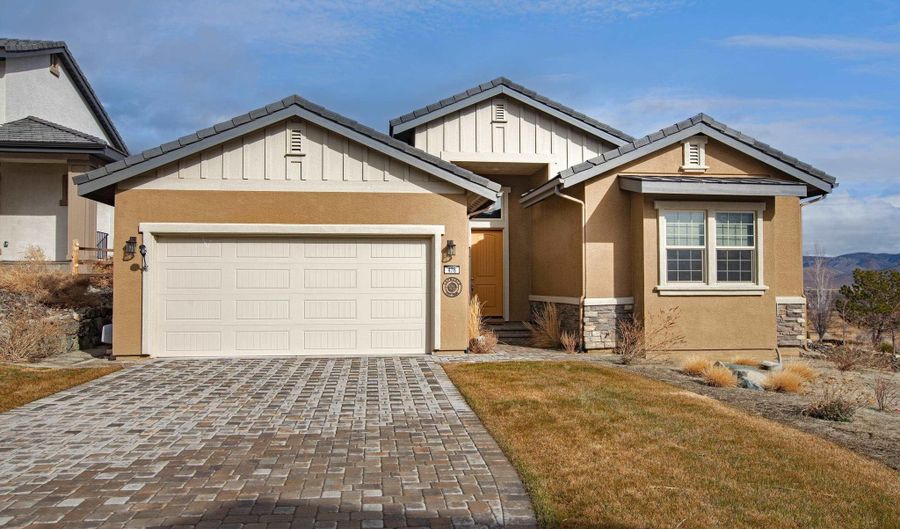 476 Dubois Ln, Genoa, NV 89411 - 3 Beds, 3 Bath