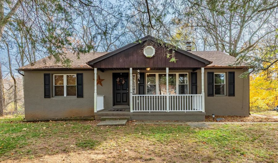 211 E WHEEL Rd E, Bel Air, MD 21015 - 3 Beds, 2 Bath