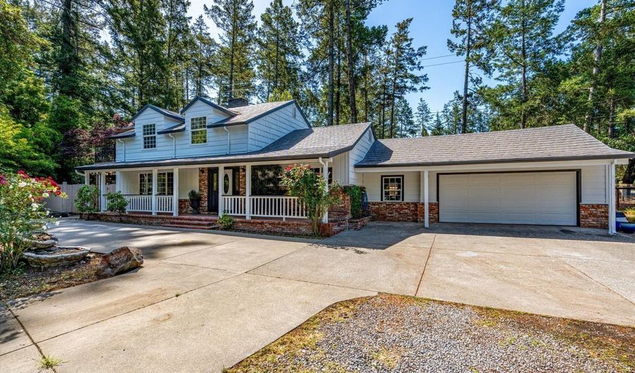 5346 Montecito Ave, Santa Rosa, CA 95404 - 4 Beds, 2 Bath
