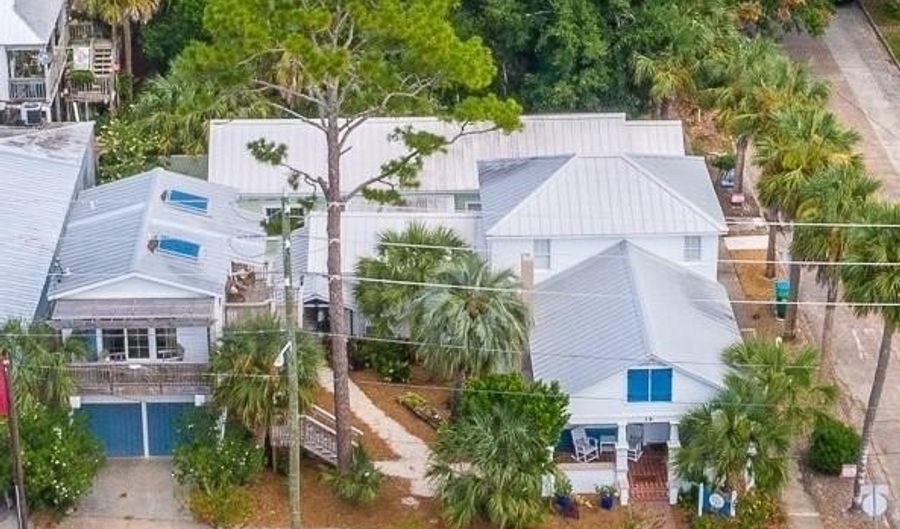 19 Leslie St, Apalachicola, FL 32320 - 5 Beds, 4 Bath
