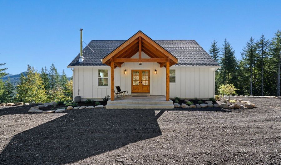 260 BALD EAGLE Rd, Ariel, WA 98603 - 3 Beds, 2 Bath