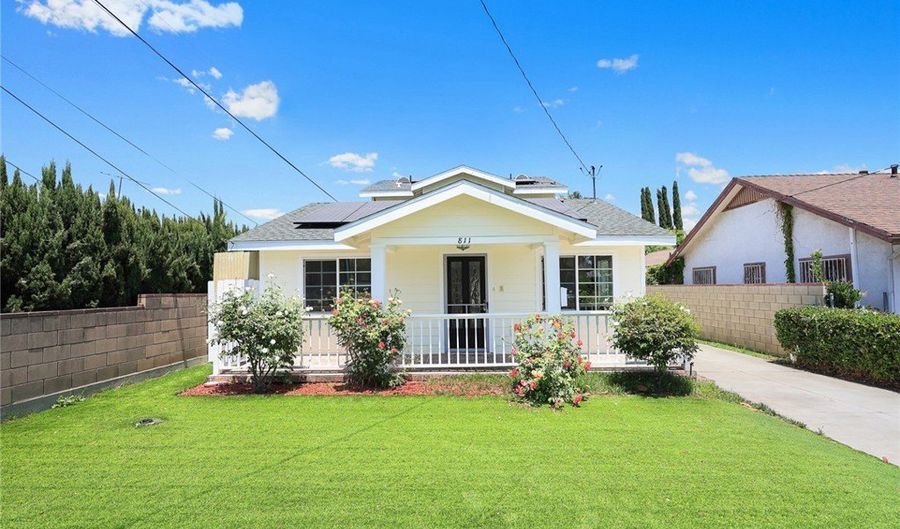 811 W San Marino Ave, Alhambra, CA 91801 - 5 Beds, 4 Bath