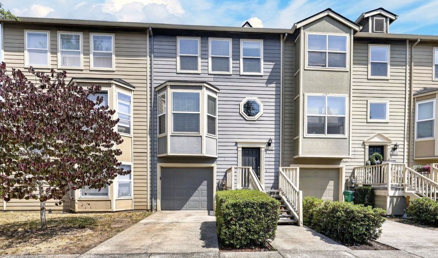 12010 SW CHUKAR Ter, Beaverton, OR 97007 - 2 Beds, 2 Bath