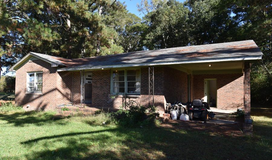 211 E Modlin Rd, Ahoskie, NC 27910 - 2 Beds, 1 Bath