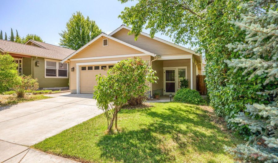 595 Elizabeth Ave, Ashland, OR 97520 - 3 Beds, 2 Bath