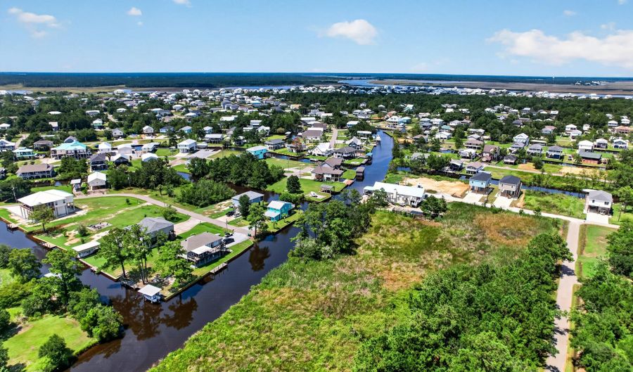 9002 Alabama St, Bay St. Louis, MS 39520 - 1 Beds, 1 Bath