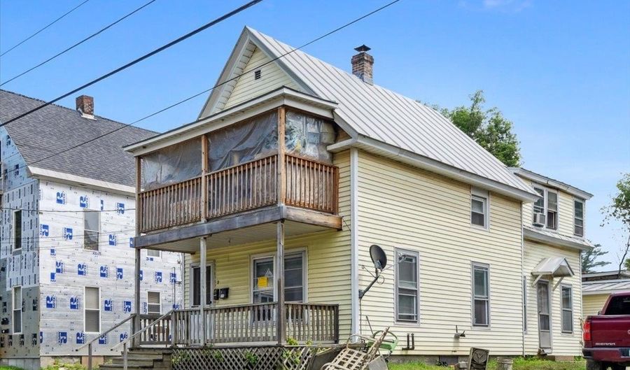 9 Third St, Barre, VT 05641 - 4 Beds, 2 Bath