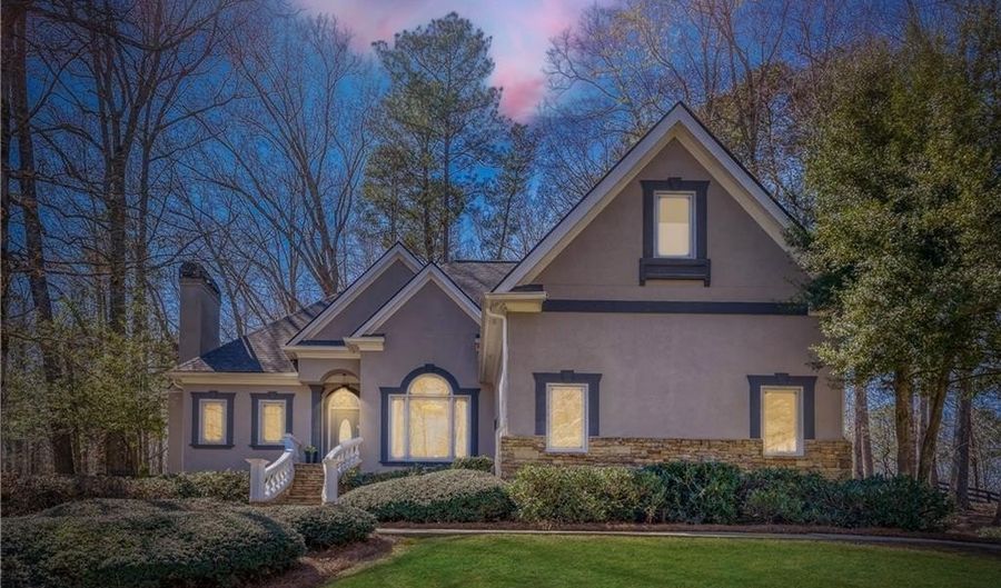 14124 Hopewell Rd, Alpharetta, GA 30004 - 5 Beds, 5 Bath