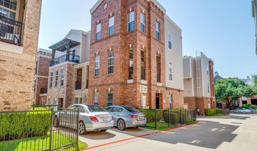 15741 Seabolt 28, Addison, TX 75001 - 2 Beds, 3 Bath