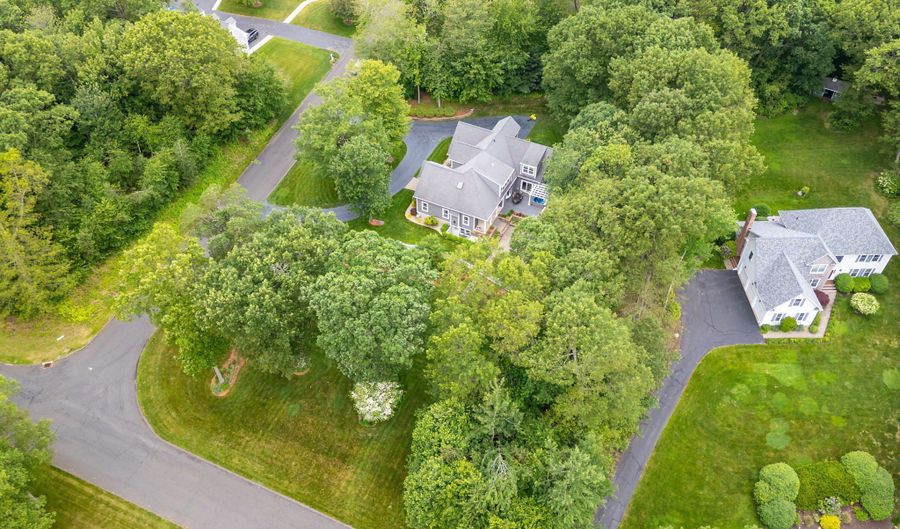 2 Merritt Woods, Burlington, CT 06013 - 4 Beds, 5 Bath