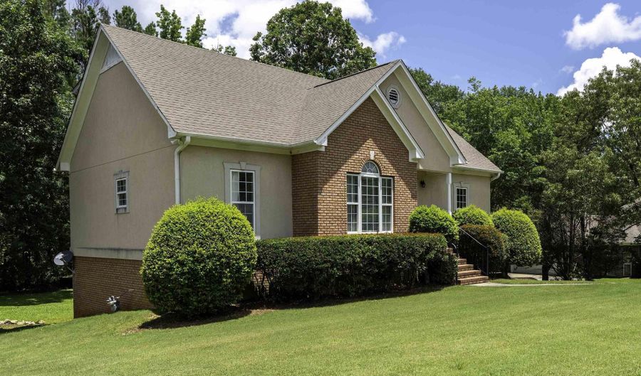 424 WYNLAKE Ln, Alabaster, AL 35007 - 4 Beds, 3 Bath
