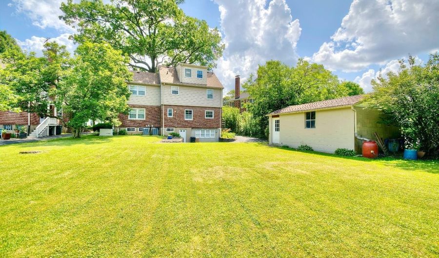 6215 Grand Vista Ave, Cincinnati, OH 45213 - 4 Beds, 3 Bath