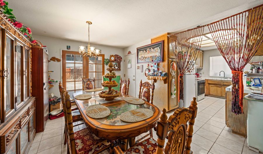 21020 Pippin Way, California City, CA 93505 - 3 Beds, 2 Bath